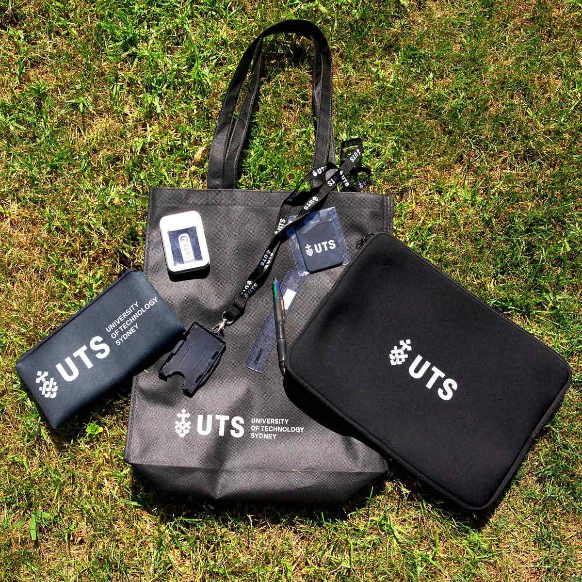 UTS Plain Lab Coat Activate UTS